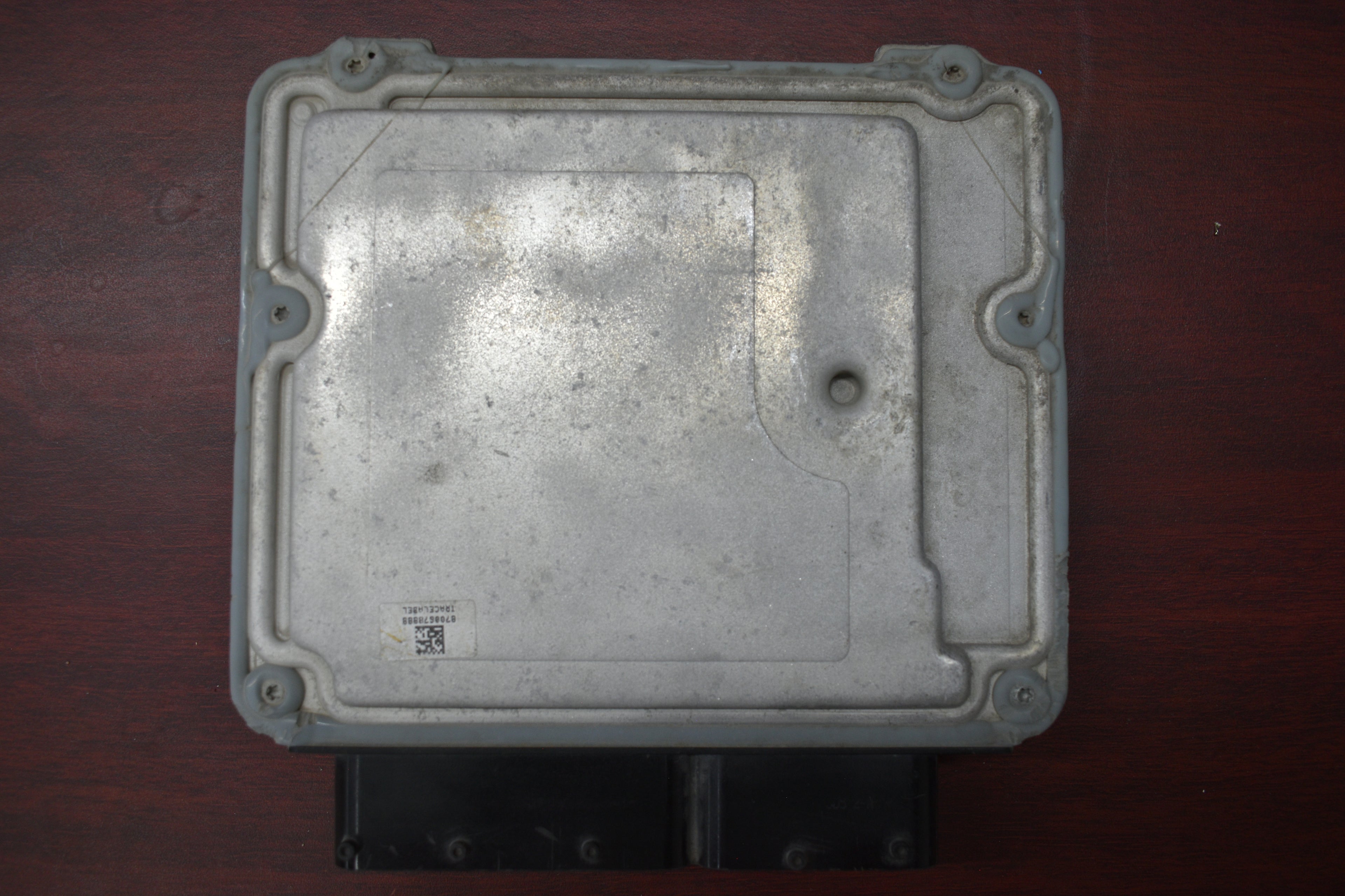 COMPUTADORA DE MOTOR AUDI 06F906056CP MED9.5.10