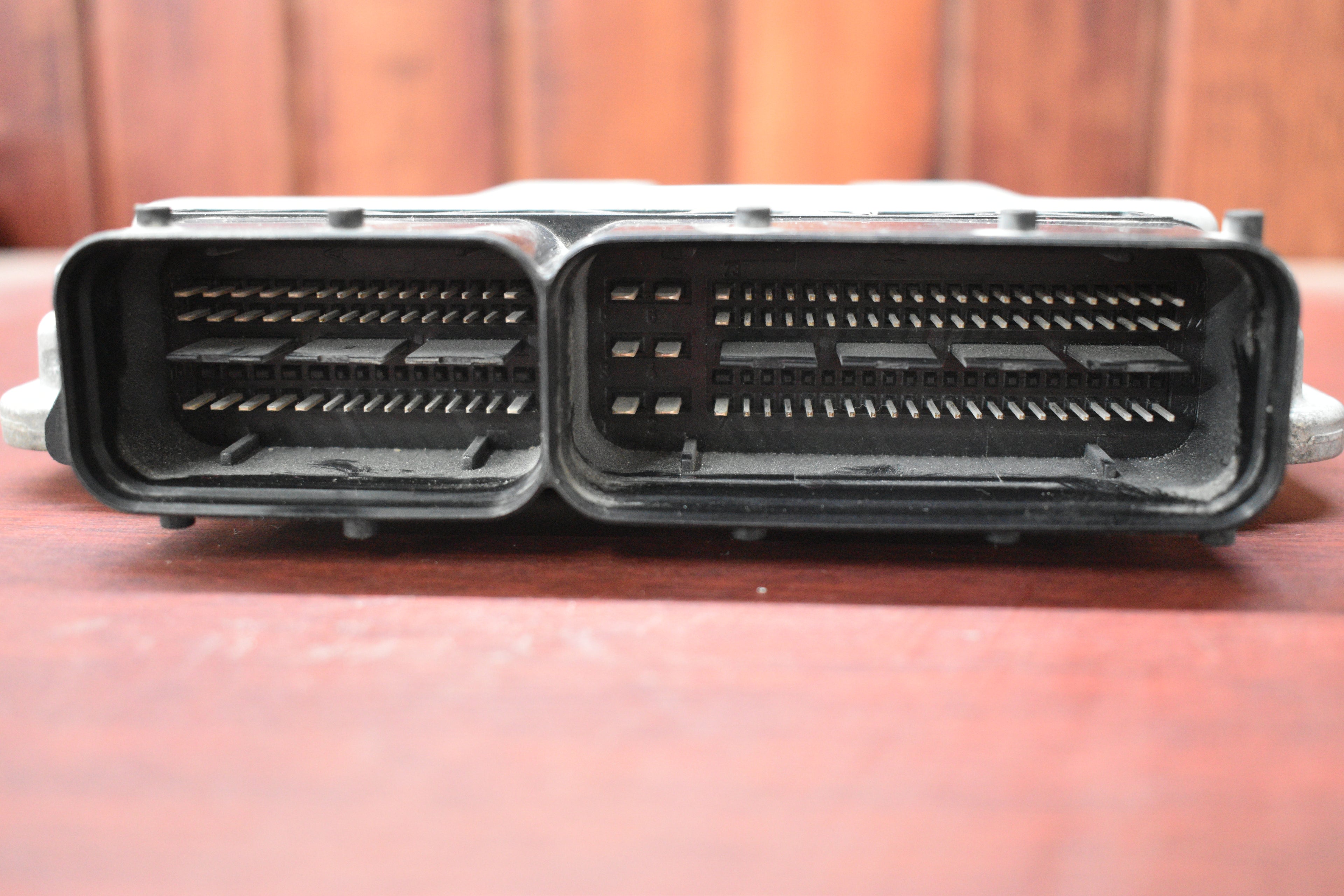 COMPUTADORA DE MOTOR VW 07K906055AC ME17.5