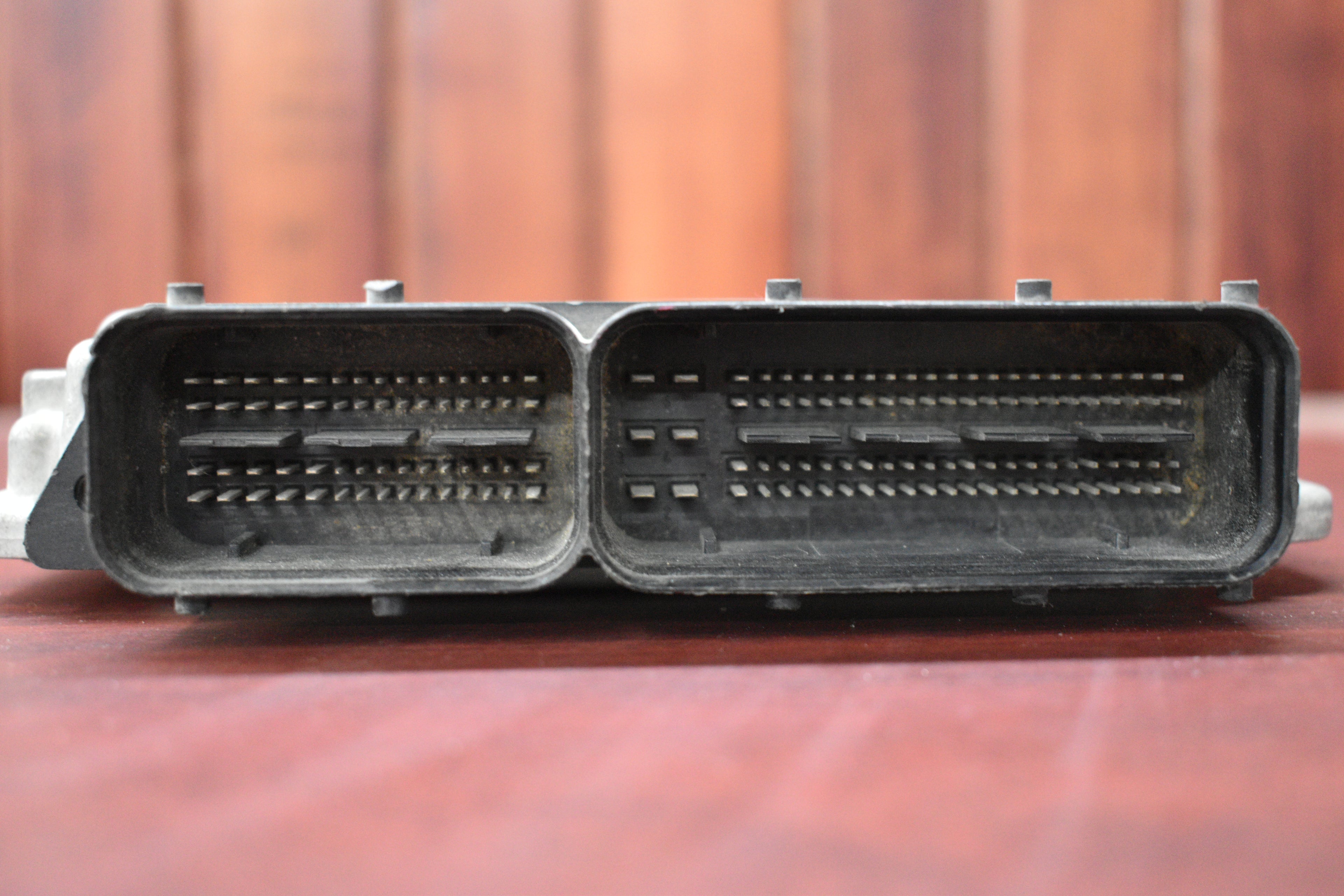 COMPUTADORA DE MOTOR VW 07K906055J ME17.5.6