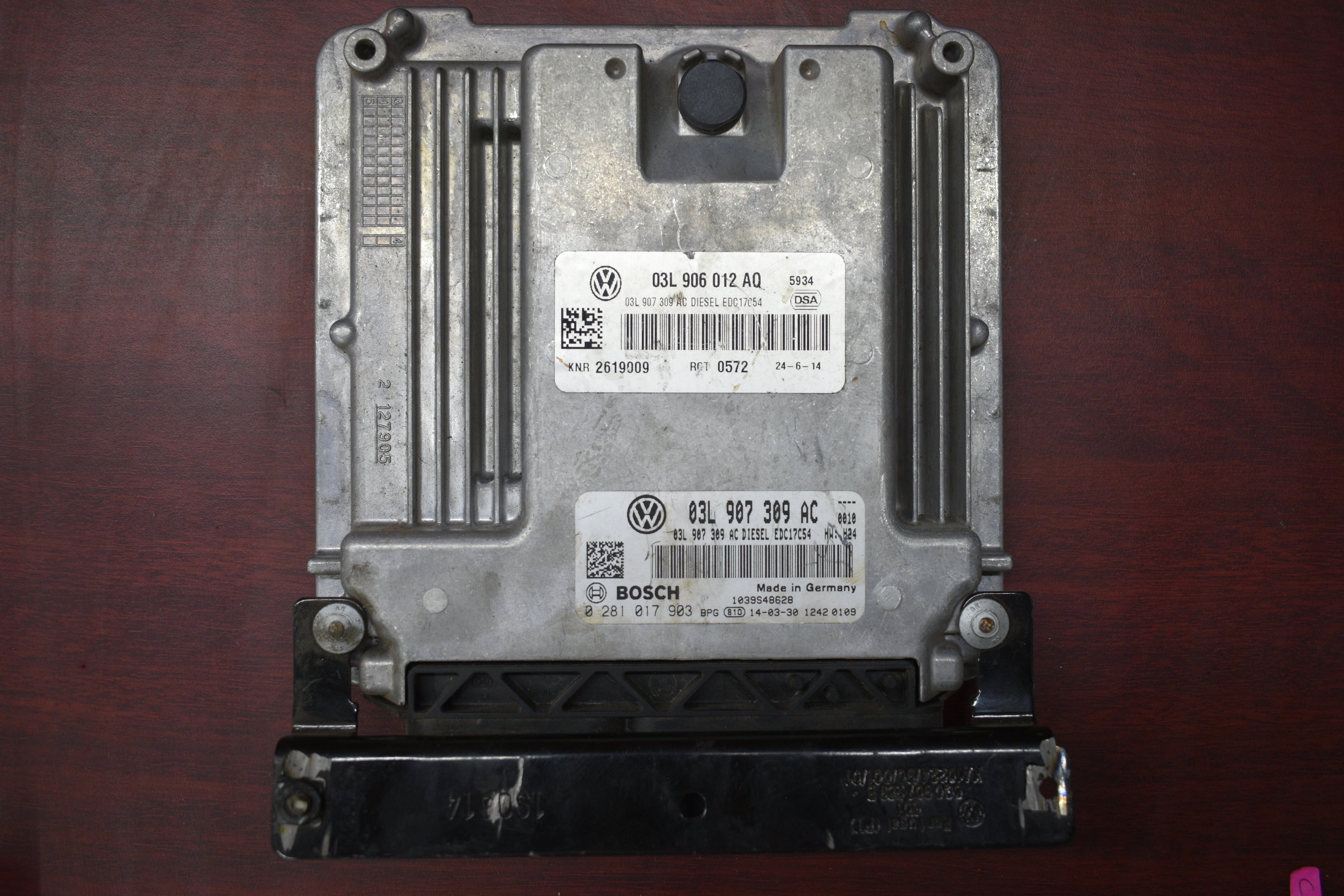 COMPUTADORA DE MOTOR VW 03L907309AC EDC17C54