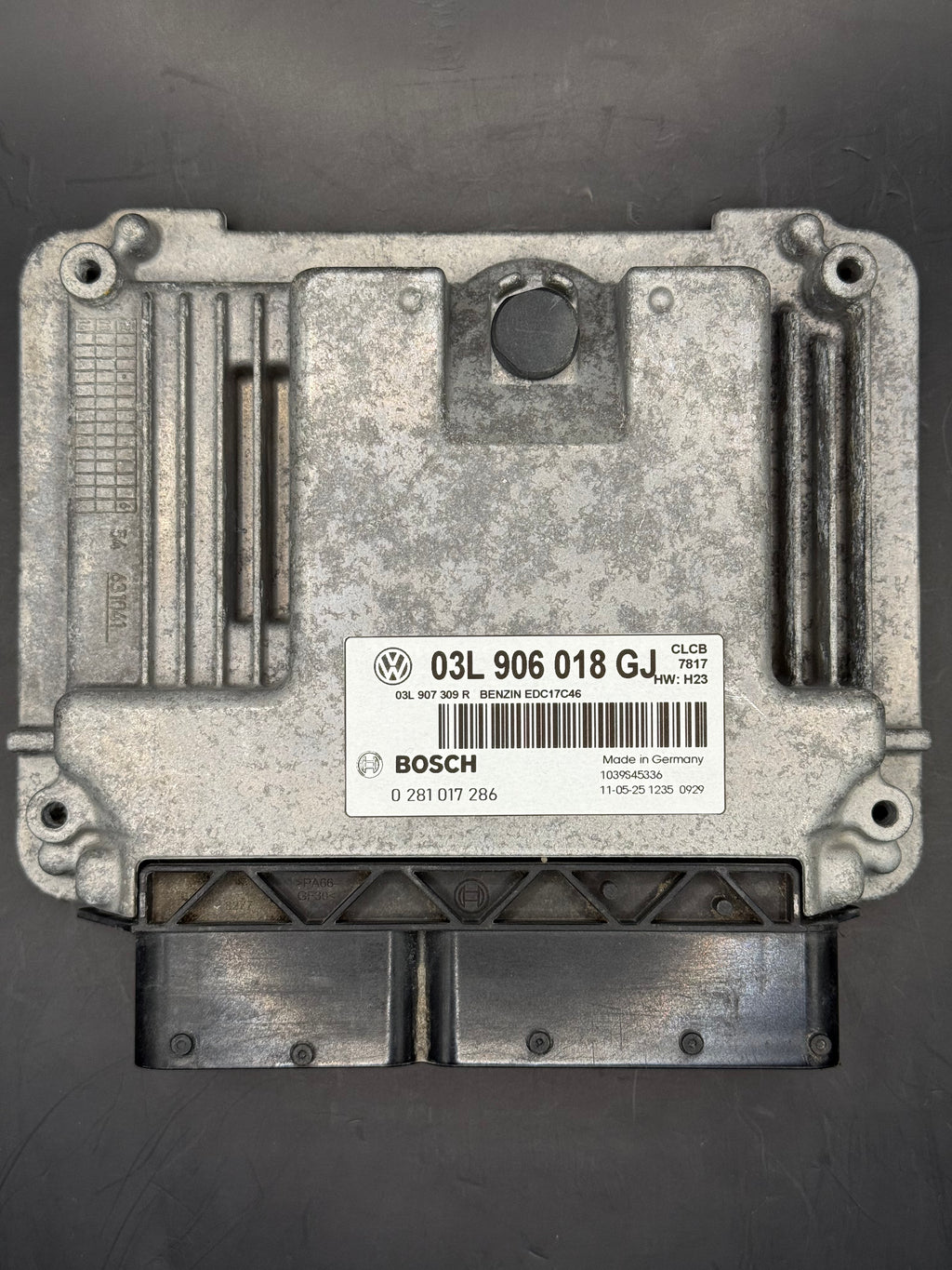 COMPUTADORA DE MOTOR JETTA 2.0TDI 03L906018GJ EDC17C46