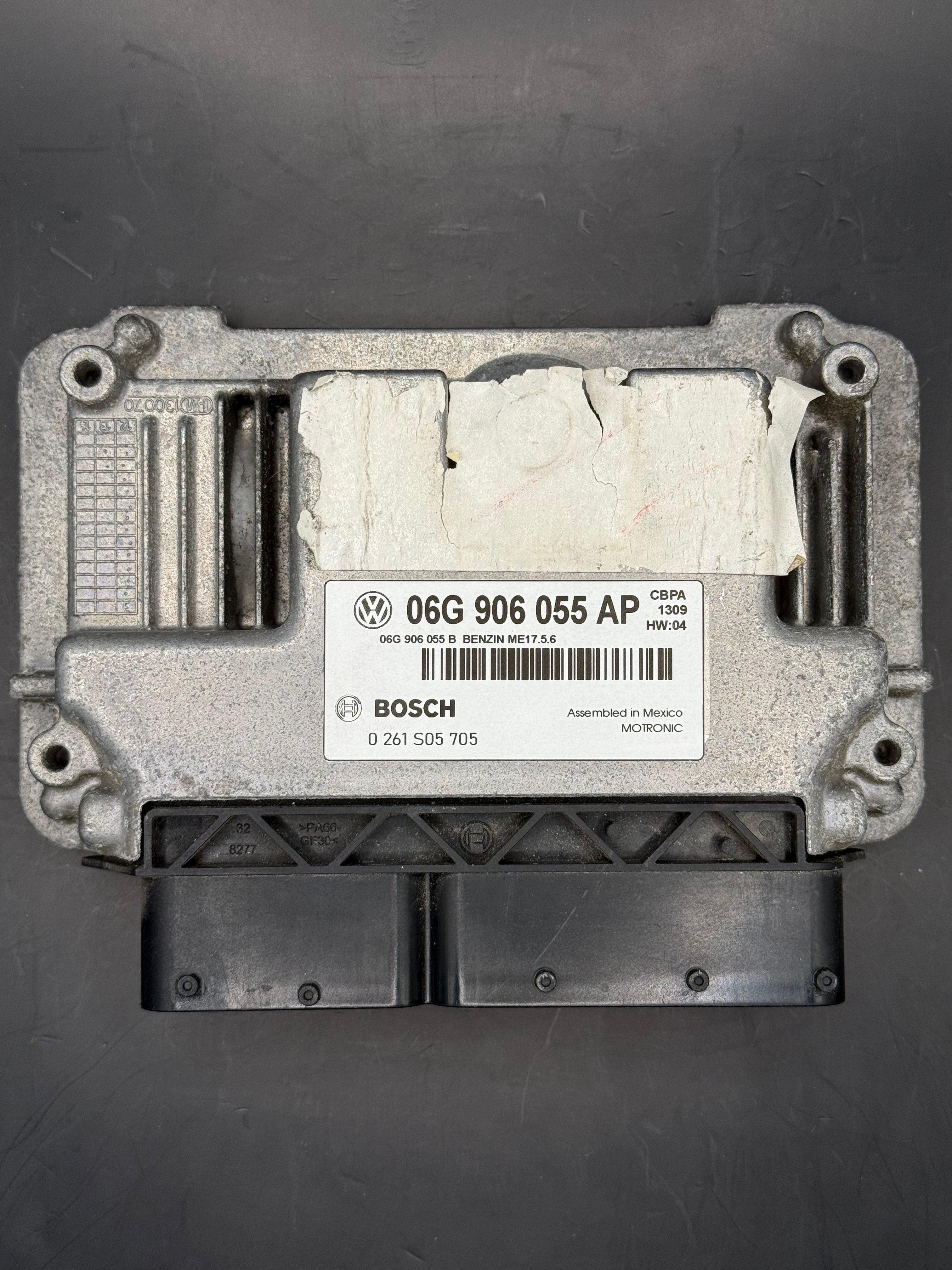 COMPUTADORA DE MOTOR VW 06G906055AP ME17.5.6
