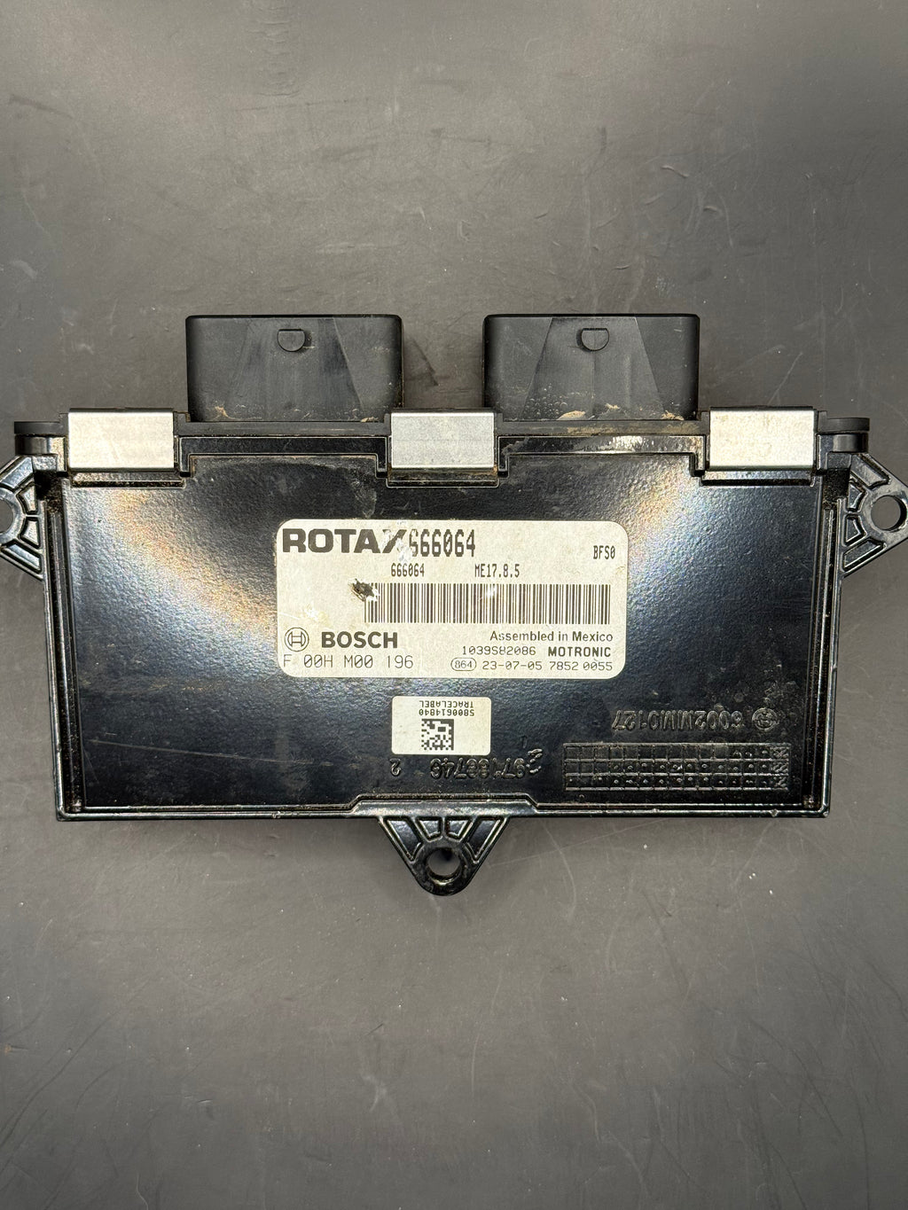 COMPUTADORA DE MOTOR CAN AM OUTLANDER 1000R 666064 ME17.8.5