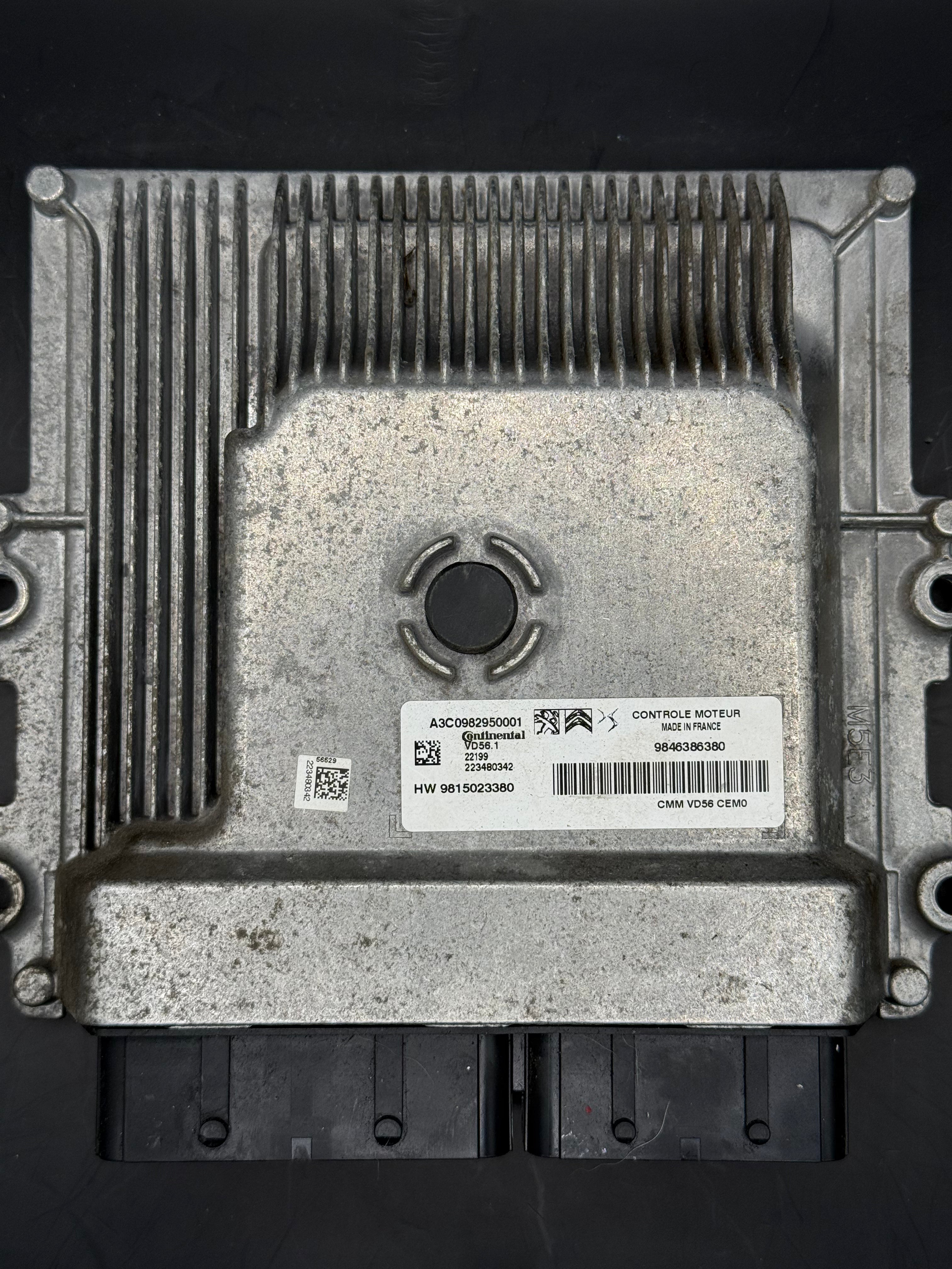 COMPUTADORA DE MOTOR PEUGEOT 5008 9846386380 VD56.1