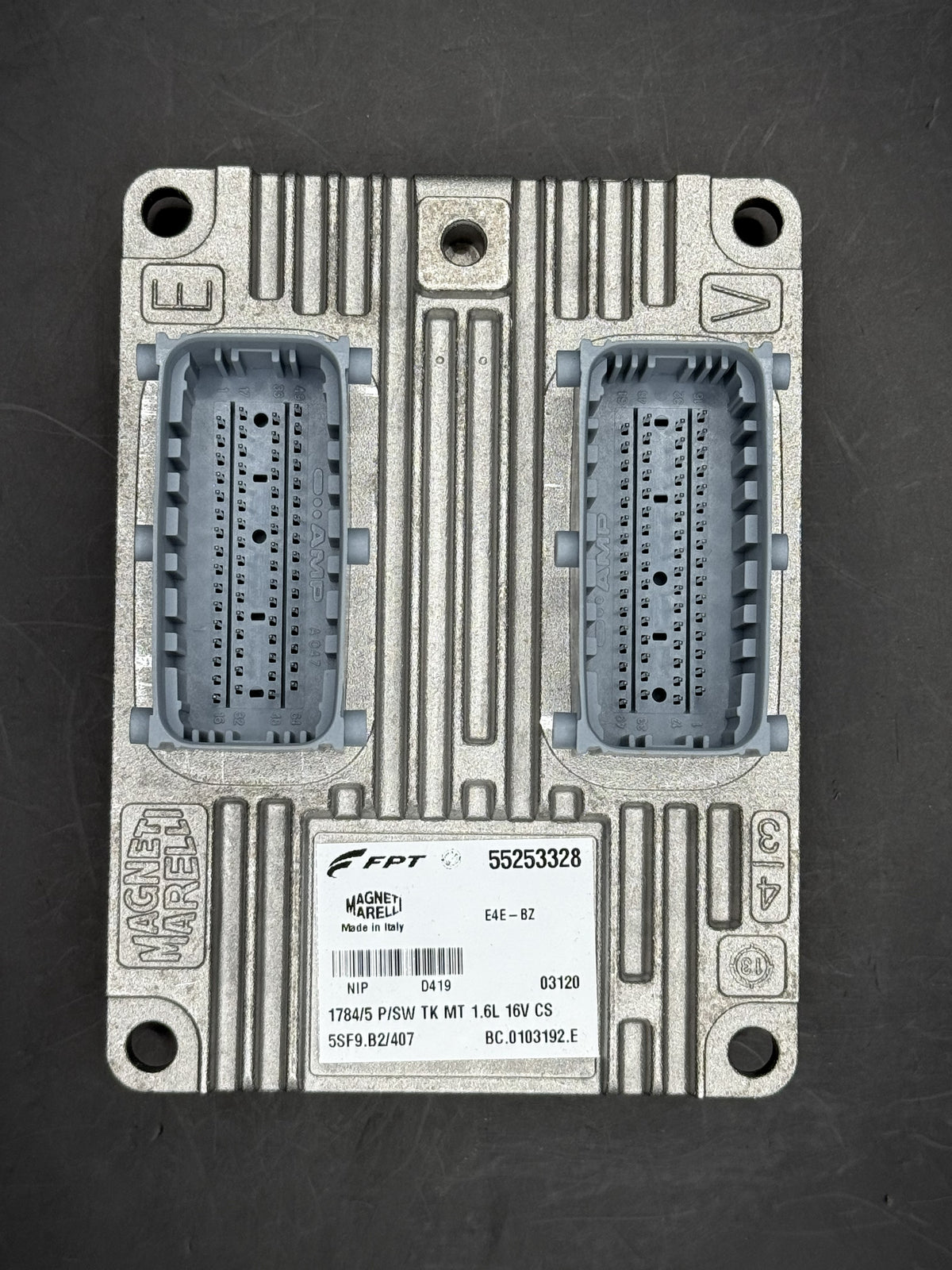 COMPUTADORA DE MOTOR RAM 700 55253328