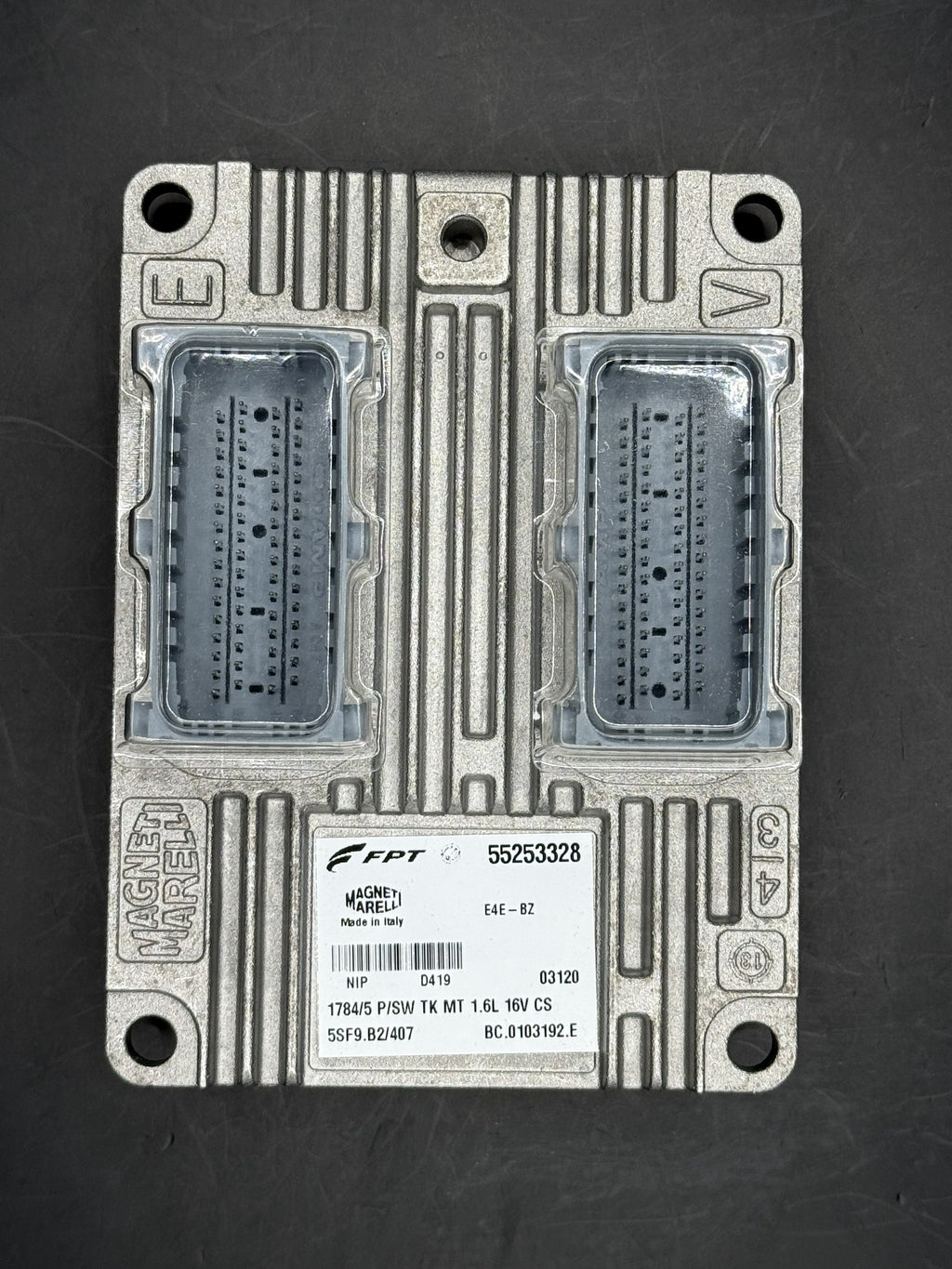 COMPUTADORA DE MOTOR RAM 700 55253328